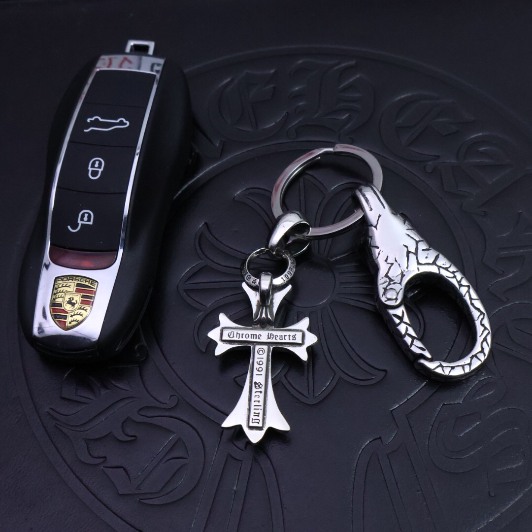 クロムハーツ「Chrome Hearts」キーホルダー＆バッグチャーム - トレンドシンボル