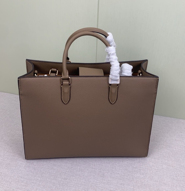 コーチ「Coach」Maise Tote レディーストートバッグ