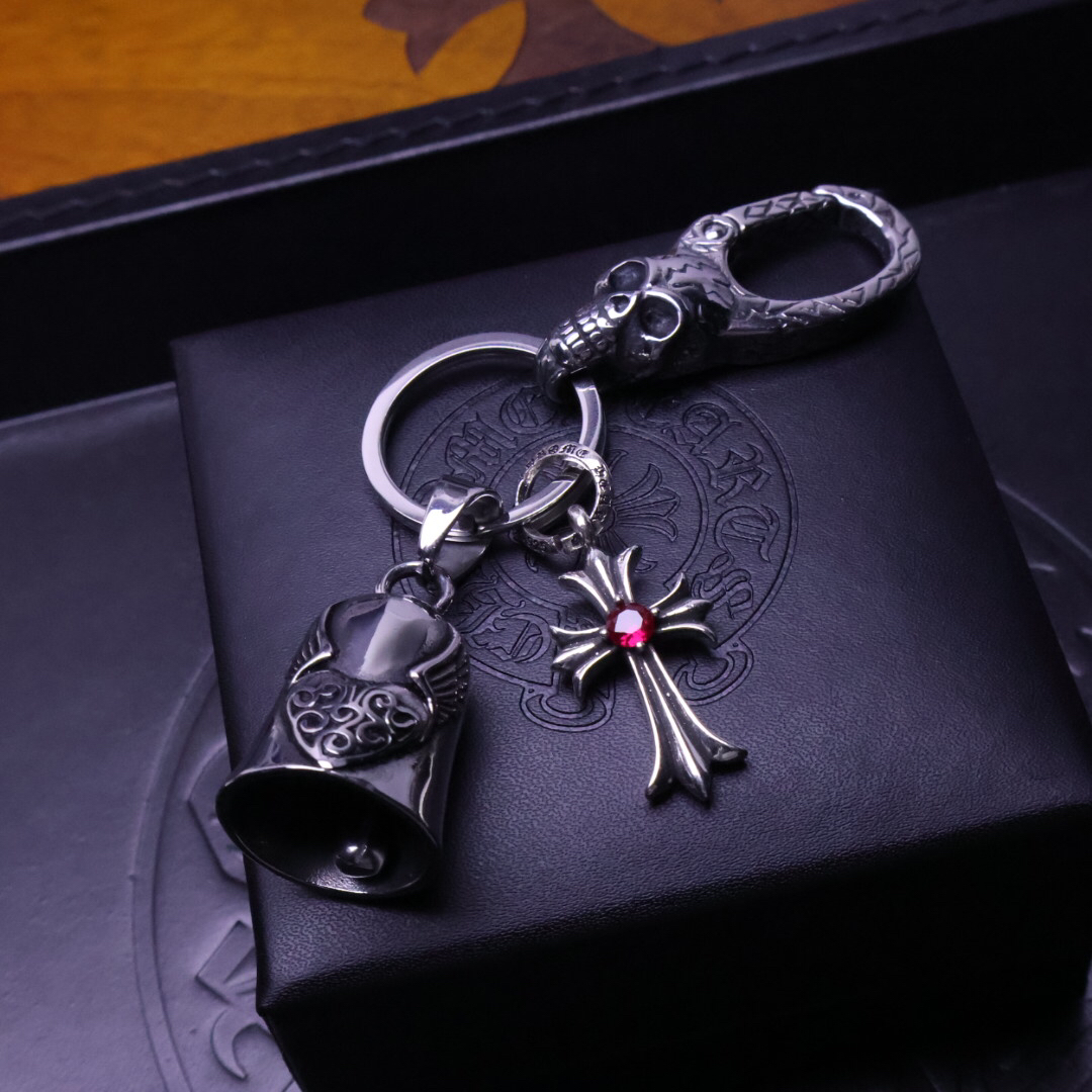 クロムハーツ「Chrome Hearts」キーホルダー＆バッグチャーム - トレンドシンボル
