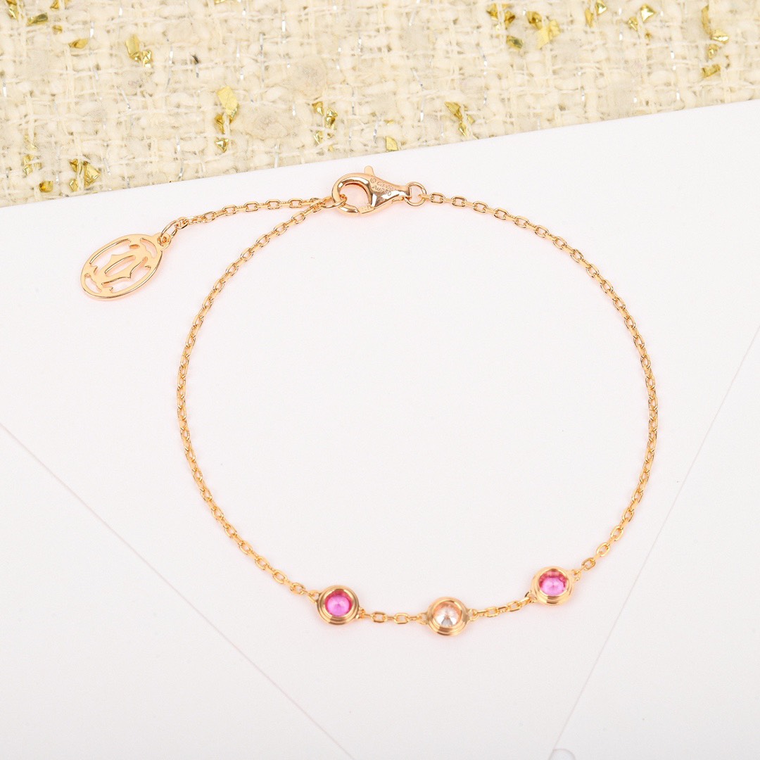 カルティエ「Cartier」トライアングル ダイヤモンド ブレスレット