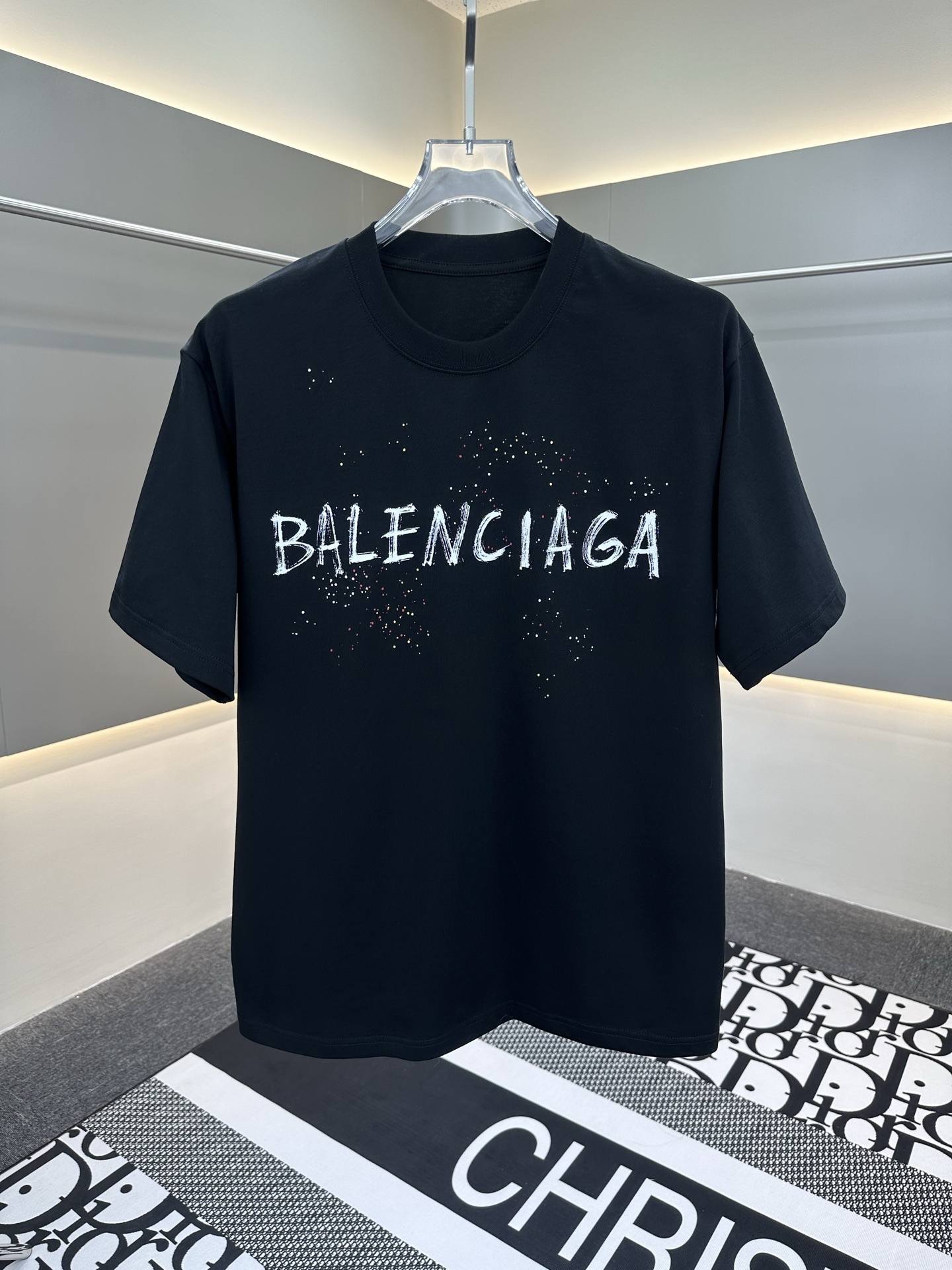 バレンシアガ「Balenciaga」24 ss 3 Mロゴ刺繍パッチワーク半袖Tシャツ