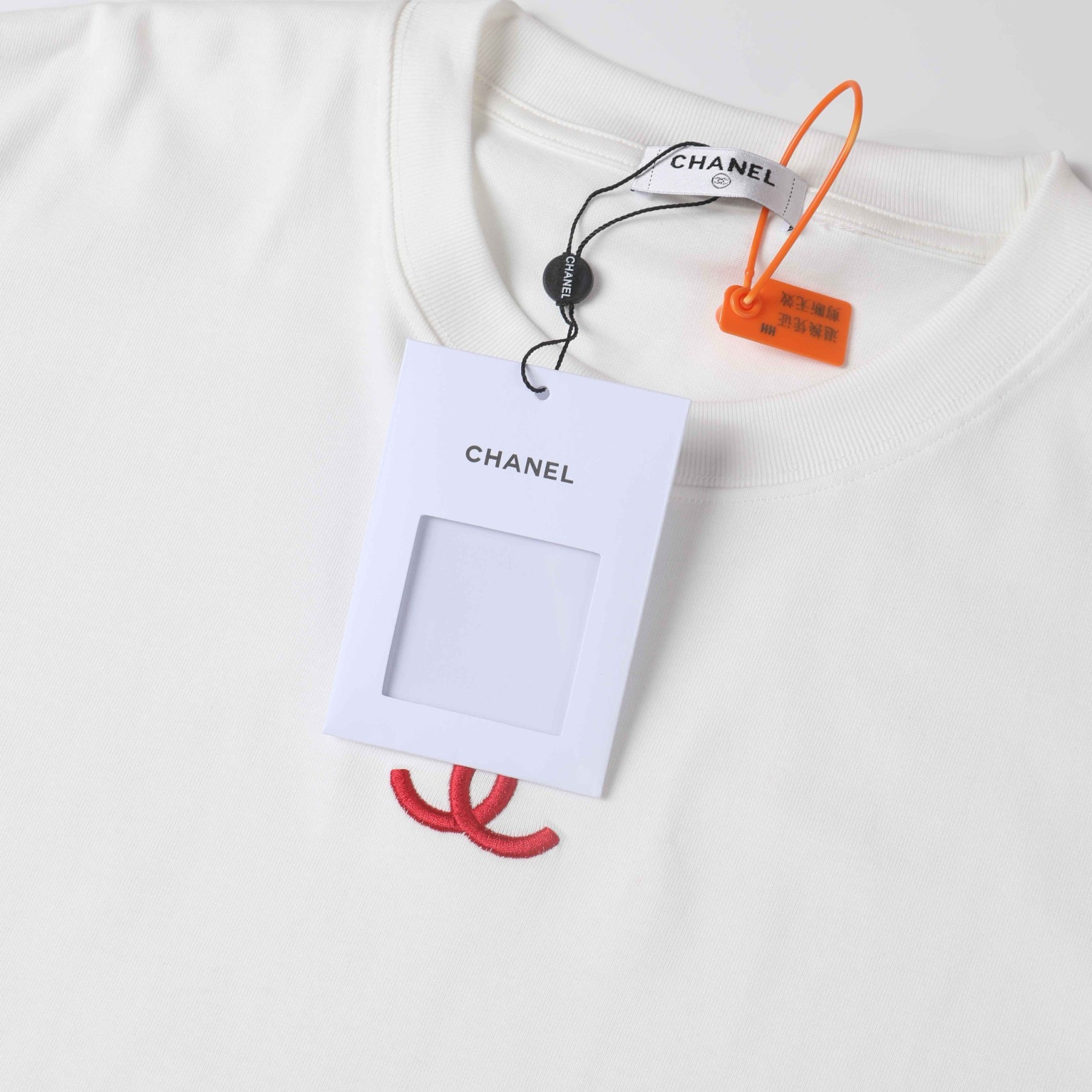 シャネル「Chanel」2024 ロゴ エンブロイダリー Tシャツ