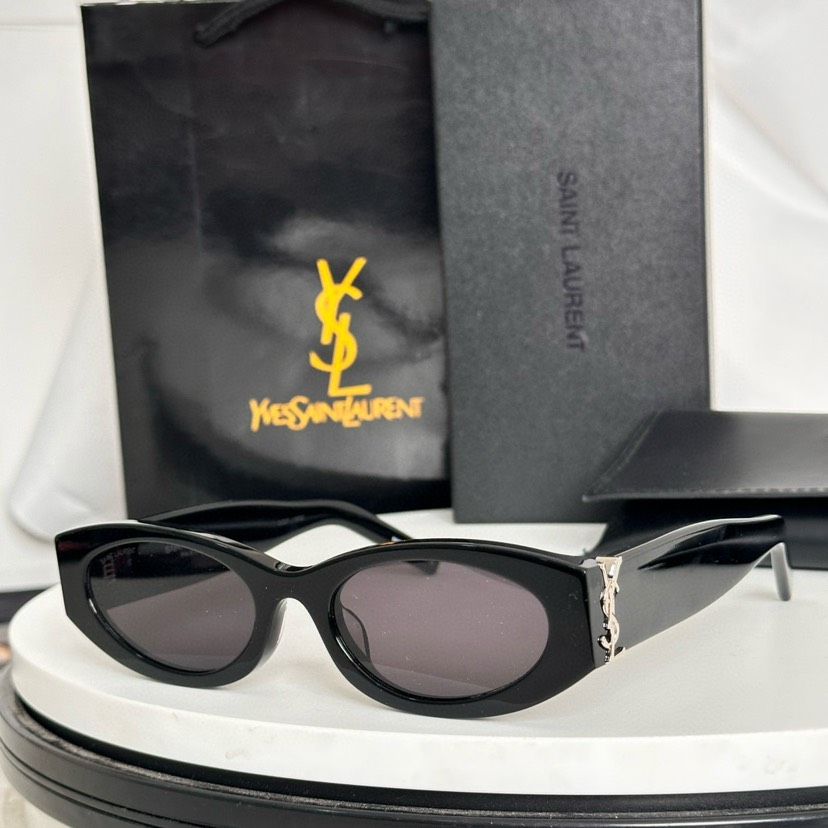 サンローラン「Saint Laurent」SL764 サングラス