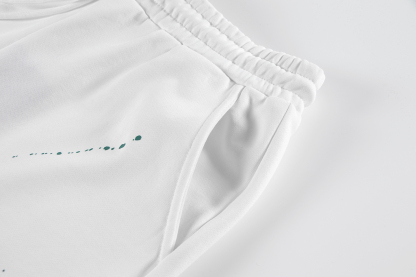 バレンシアガ「Balenciaga」2025のトレンドモーグルパンツ