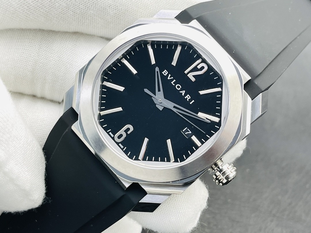 ブルガリ「Bvlgari」 オクト メンズウォッチ40MM