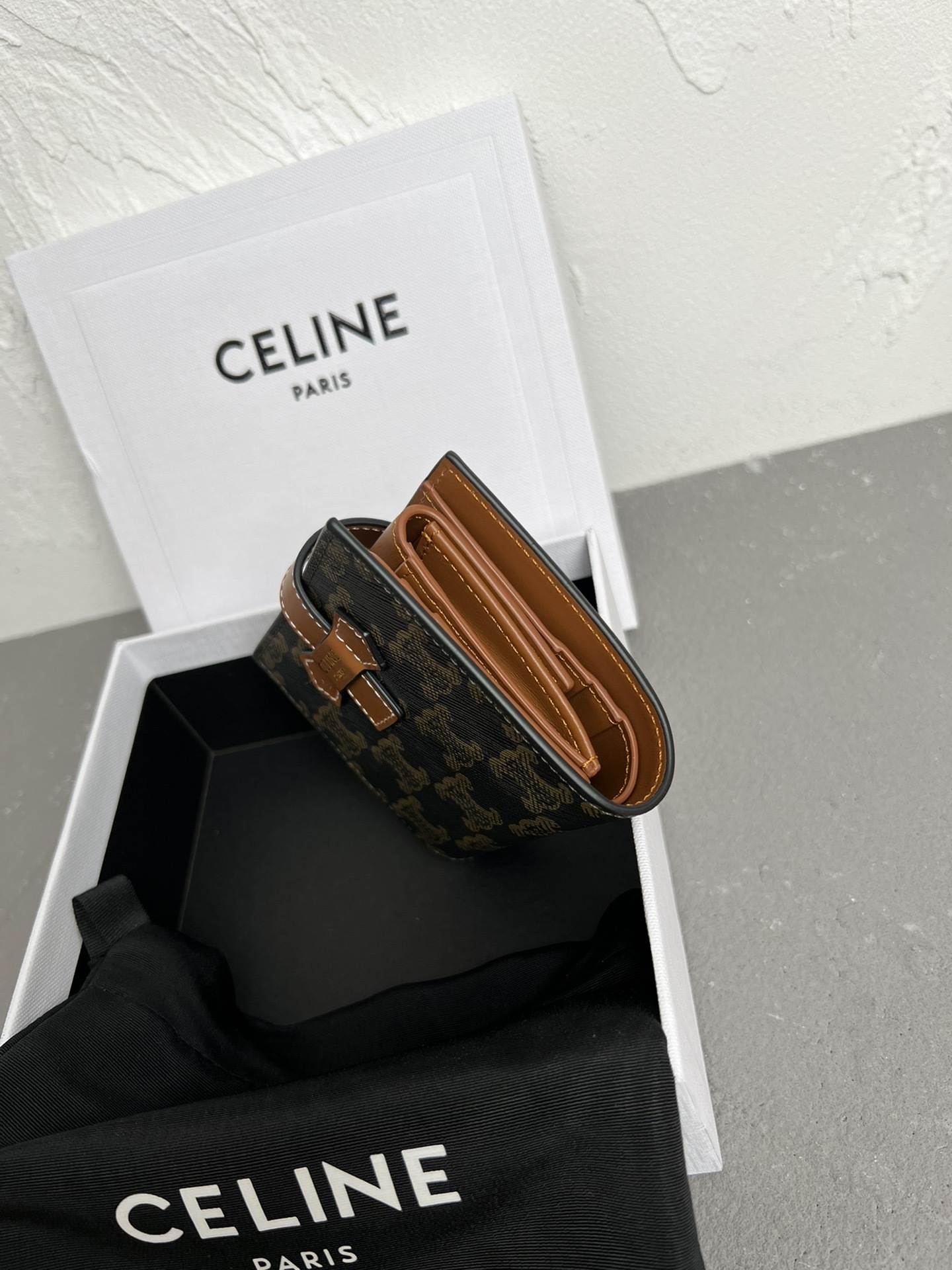 セリーヌ(Celine)ジュエリーポーチ / トリオンフキャンバス＆カーフスキン