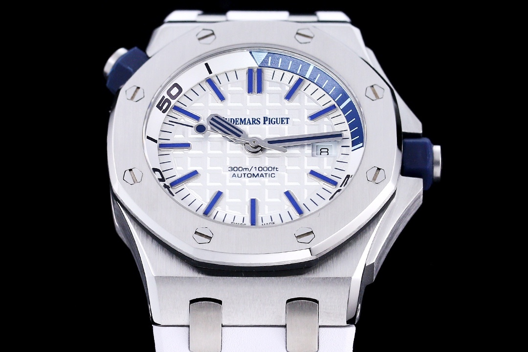 オーデマ ピゲ「Audemars Piguet」ロイヤルオークオフショア ダイバー 40MM