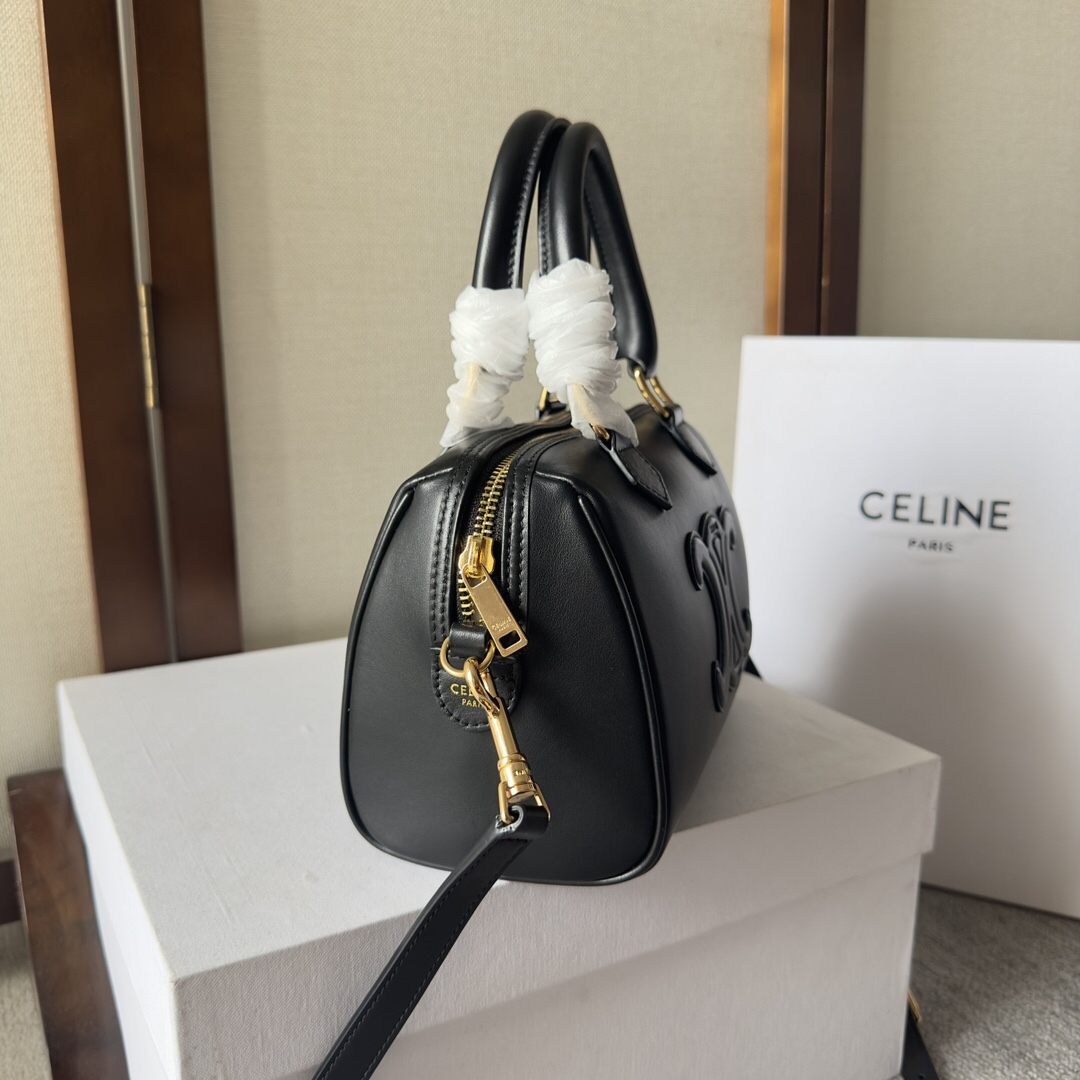 セリーヌ(Celine)スモール ボストン / スムースカーフスキン