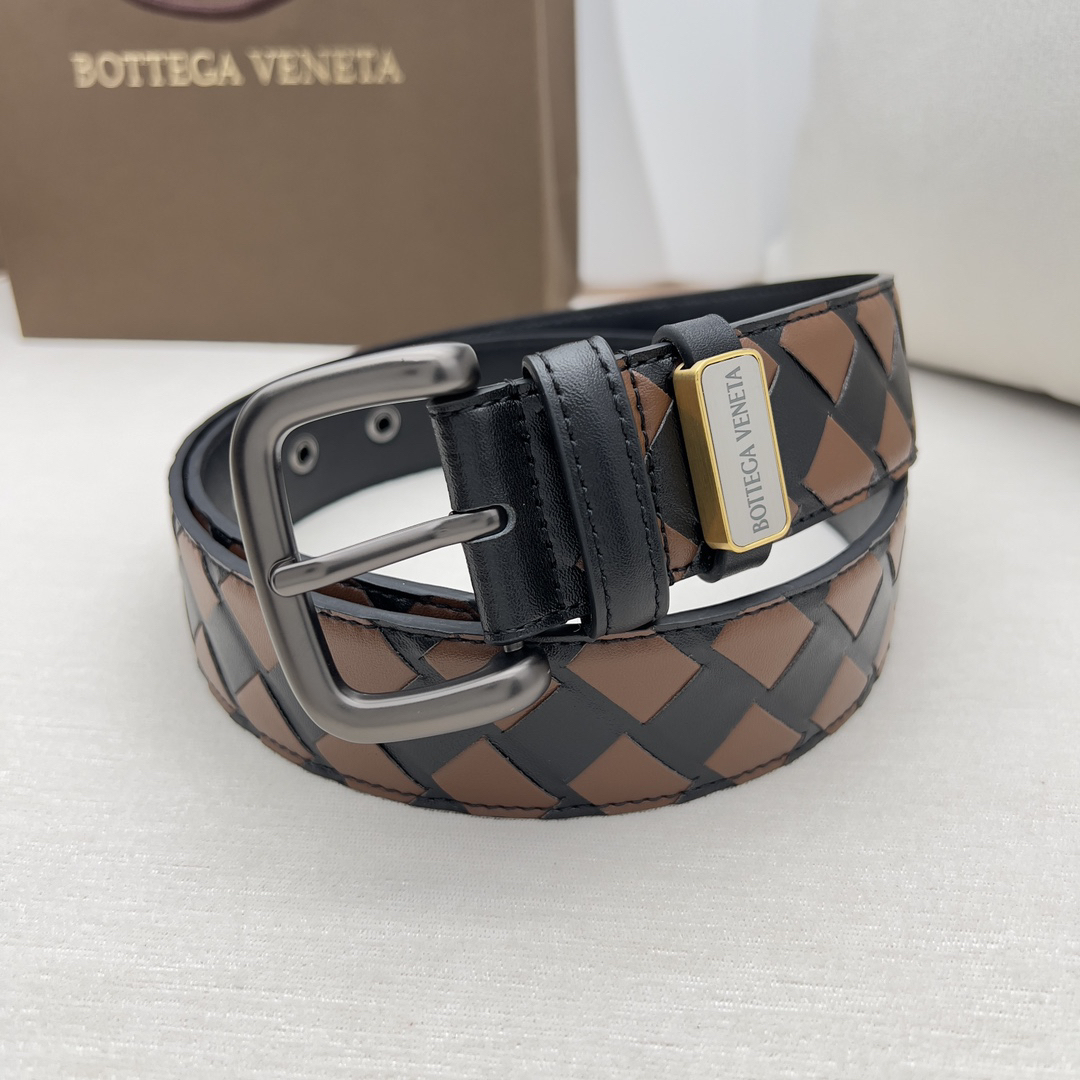 ボッテガ ヴェネタ「Bottega Veneta」クラシック プレステージ ピン バックル ベルト100CM