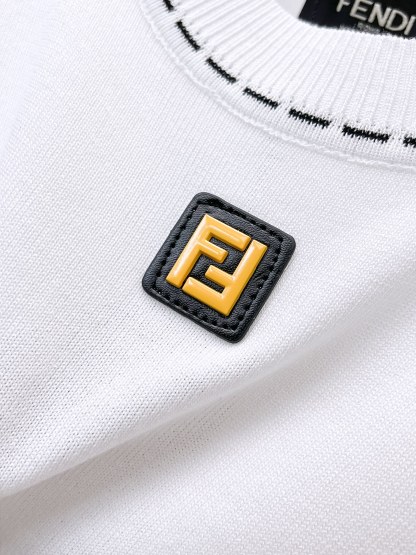 フェンディ「Fendi」2025SS メンズ プレミアムニット ショートスリーブTシャツ