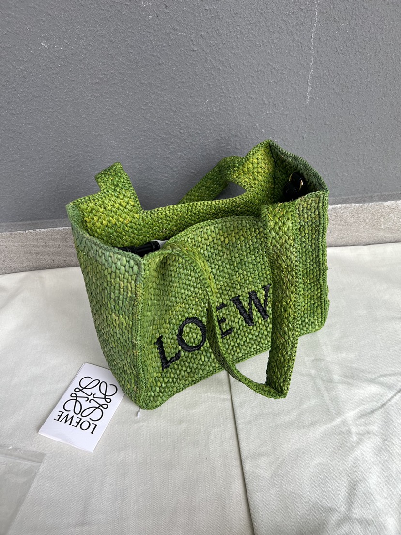 ロエベ「Loewe」Palm Series 手工酒椰纤维トートバッグ