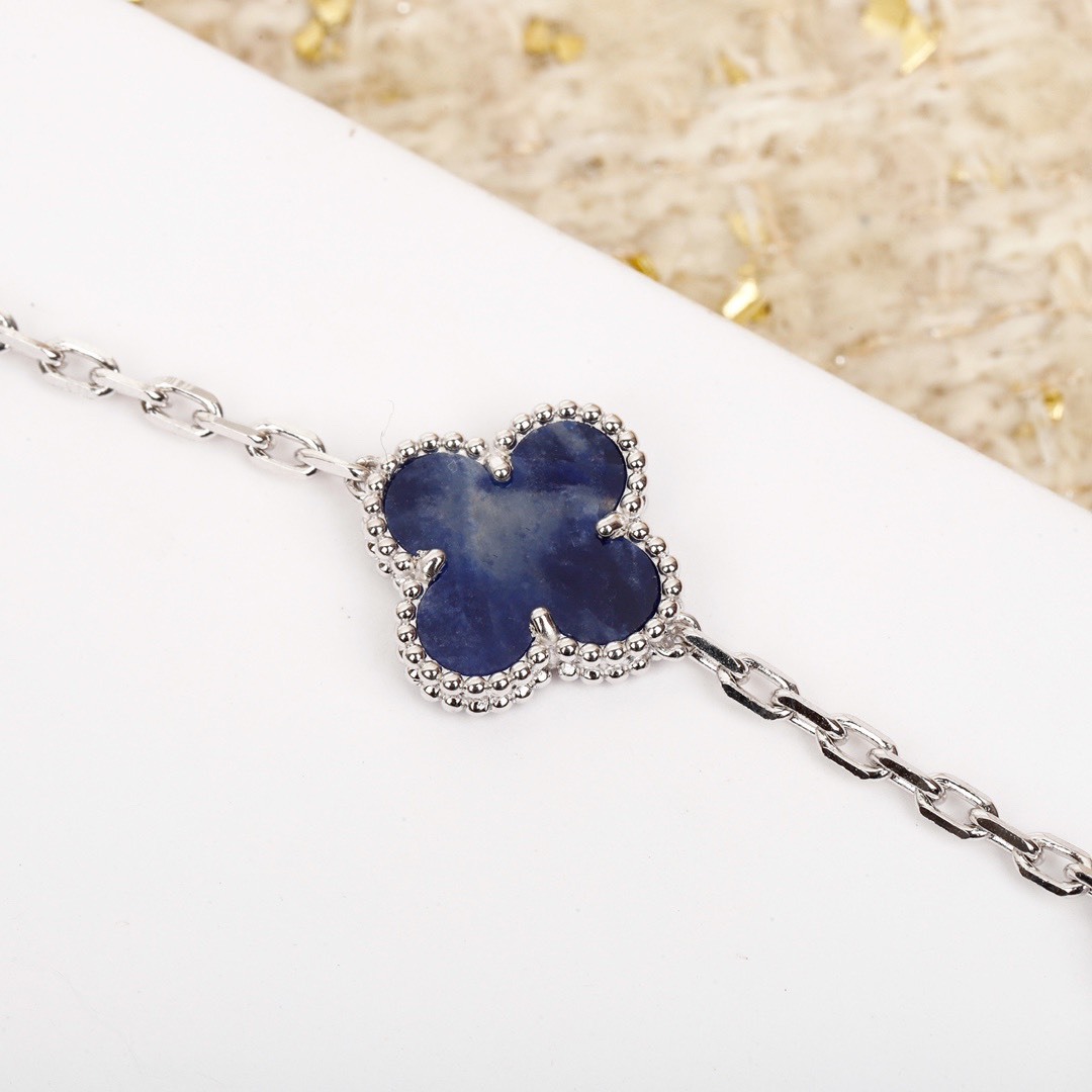 ヴァン クリーフ＆アーペル「Van Cleef & Arpels」 Vintage Alhambra 5モチーフ ブレスレット19cm