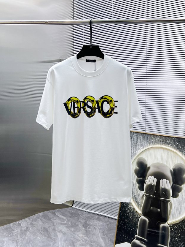 ヴェルサーチ「Versace」 2025SS リラックスフィット クルーネックTシャツ