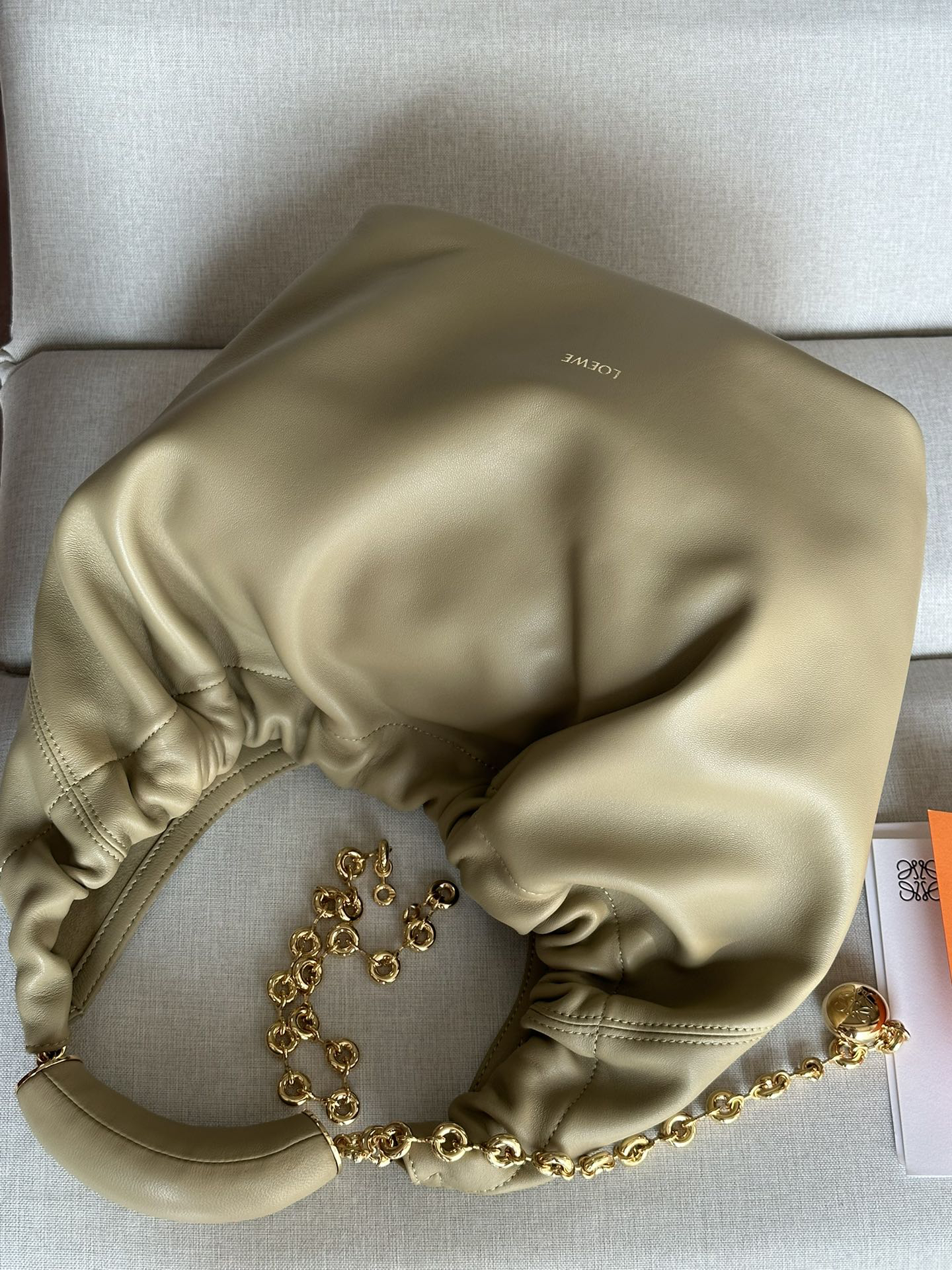 ロエベ「Loewe」Squeeze レザー ハンドバッグ