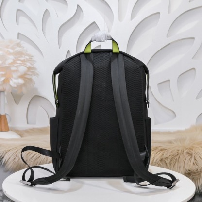 フェンディ「Fendi」 ストライク メンズ ラージ バックパック-ISETAN PRESTIGE CURATED