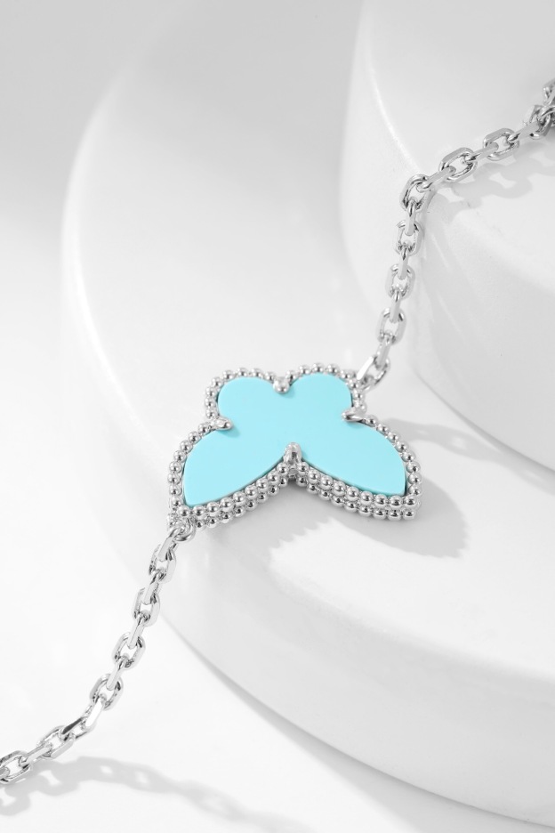 ヴァン クリーフ＆アーペル「Van Cleef & Arpels」Lucky Alhambra 四つ葉 ブレスレット17cm