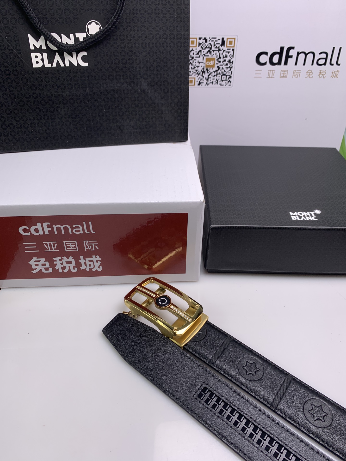 モンブラン「Montblanc」 クラシックコレクション プレミアムエンボスレザー ベルト100cm