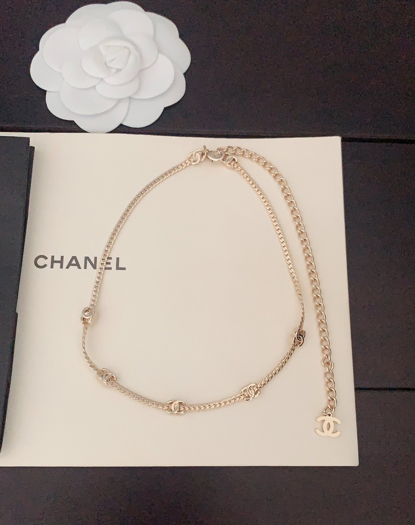 シャネル「Chanel」 最新ライトゴールドCCロゴネックレス