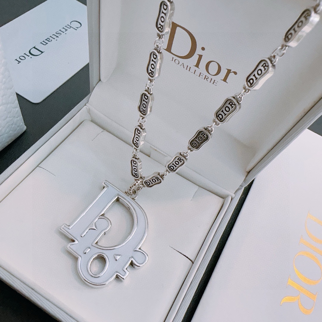ディオール「Dior」Rock & Punk ヴィンテージ シルバーネックレス