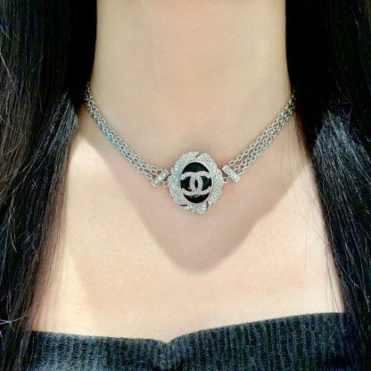 シャネル「Chanel」ダブルCダイヤモンドネックレス