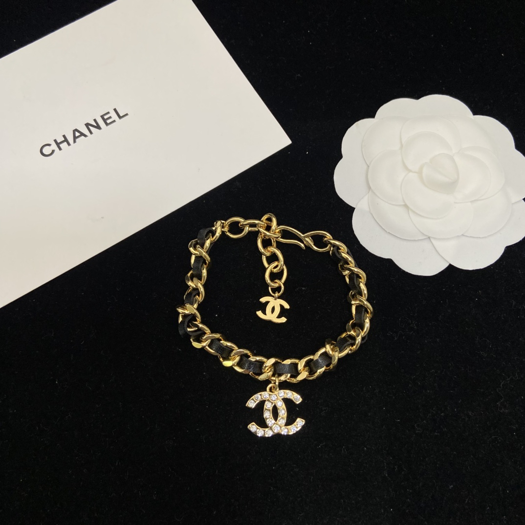 シャネル「Chanel」ラムレザー チェーンブレスレット ブレスレット