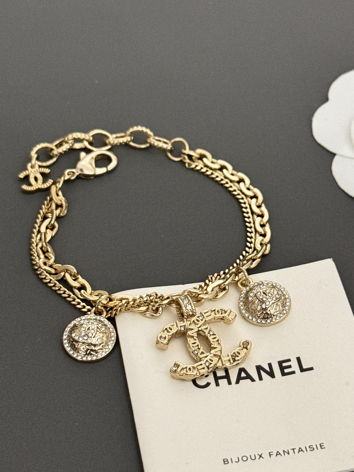 シャネル「Chanel」 レリーフ ダブルチェーン ブレスレット ブレスレット