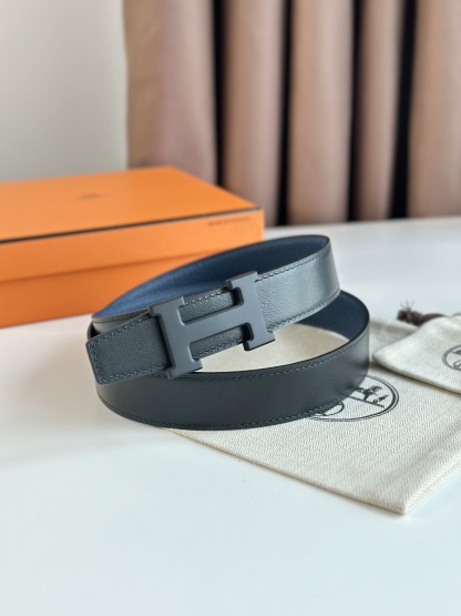 エルメス「Hermès」 鍍パラジウムバックル & Togoレザーベルト100cm