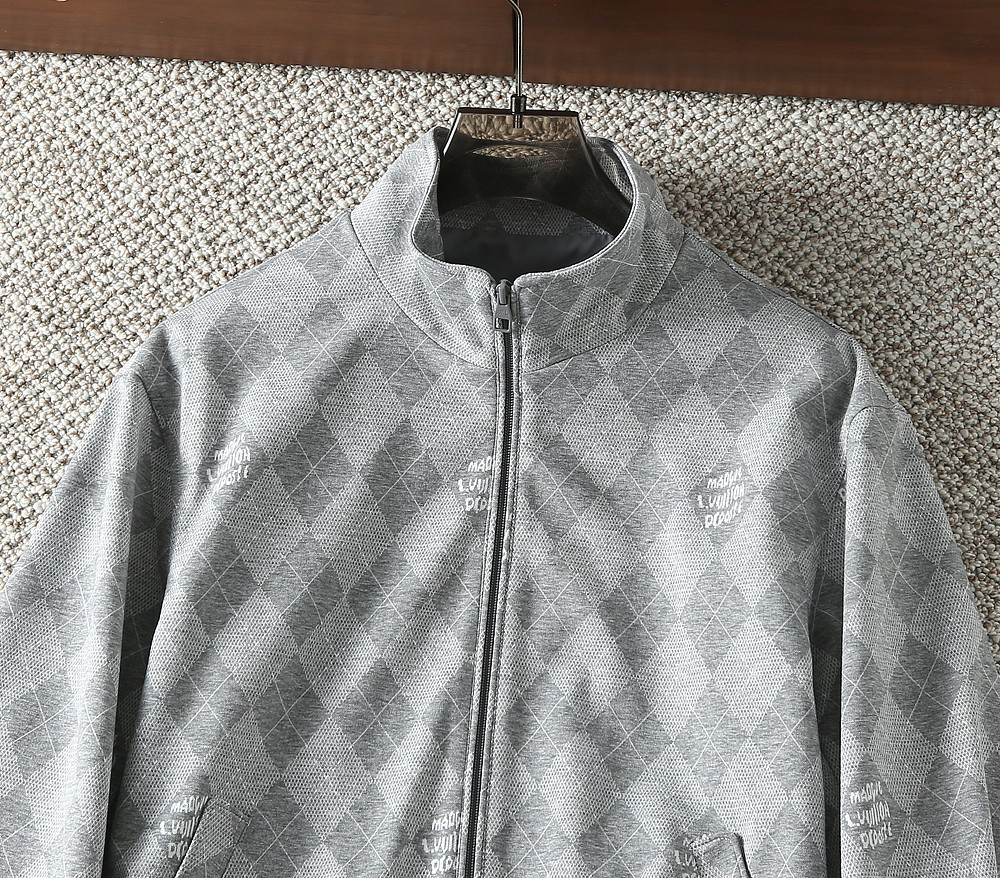 ルイ・ヴィトン「Louis Vuitton」秋冬コレクション クイルテッド ジャケット