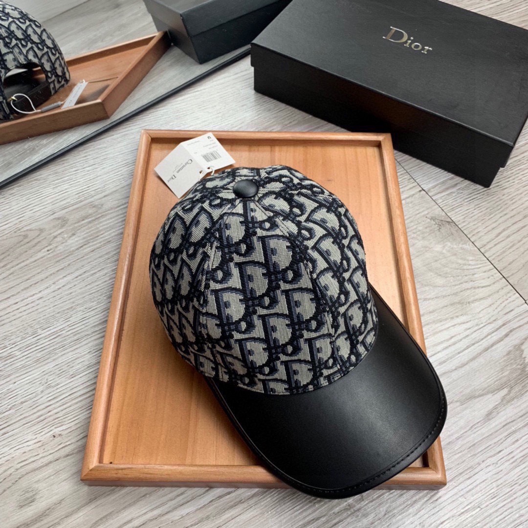 ディオール「Dior」レザーエッジ拼接キャップ