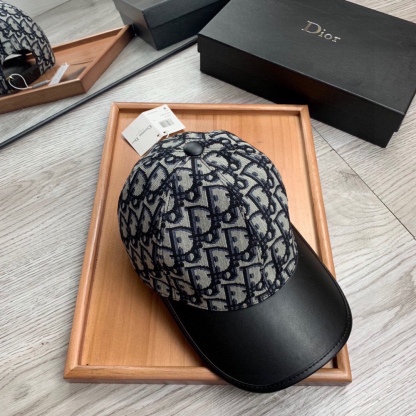 ディオール「Dior」レザーエッジ拼接キャップ