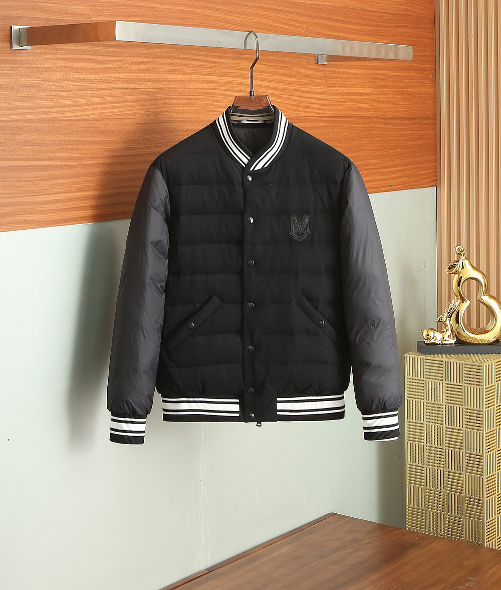 モンクレール「Moncler」秋冬 ダウンジャケット