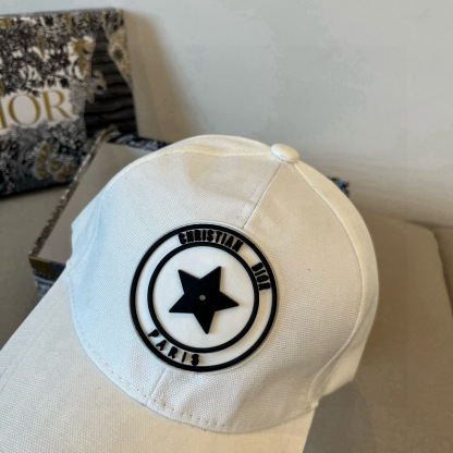 ディオール「Dior」Essential シンプル ベースボールキャップ