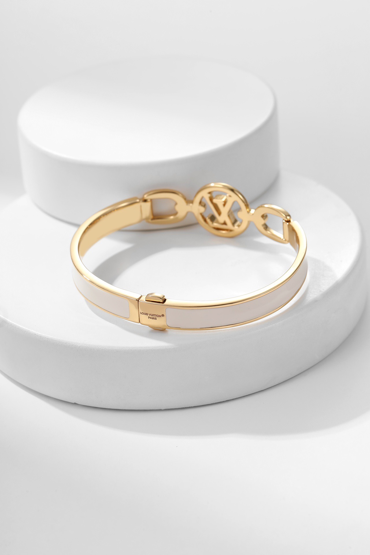 ルイ・ヴィトン「Louis Vuitton」  ホワイトエナメル ブレスレット