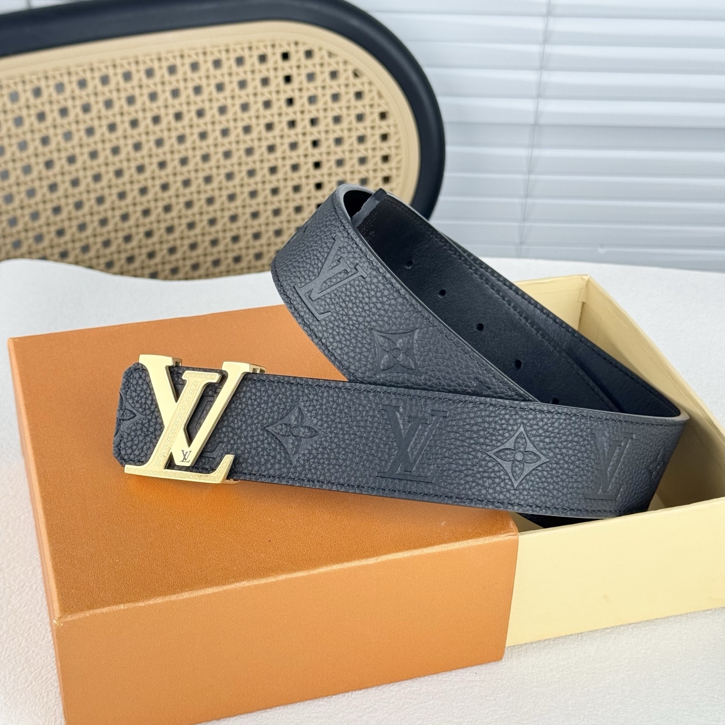 ルイ・ヴィトン「Louis Vuitton」DIMENSION 4.0 レザーベルト