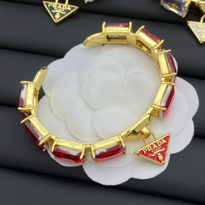 プラダ「Prada」プラダ Eternal Gold 18K ゴールド ブレスレット