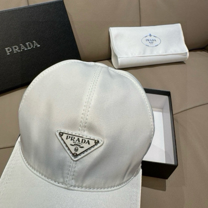 プラダ「Prada」Re-Nylon Baseball Cap