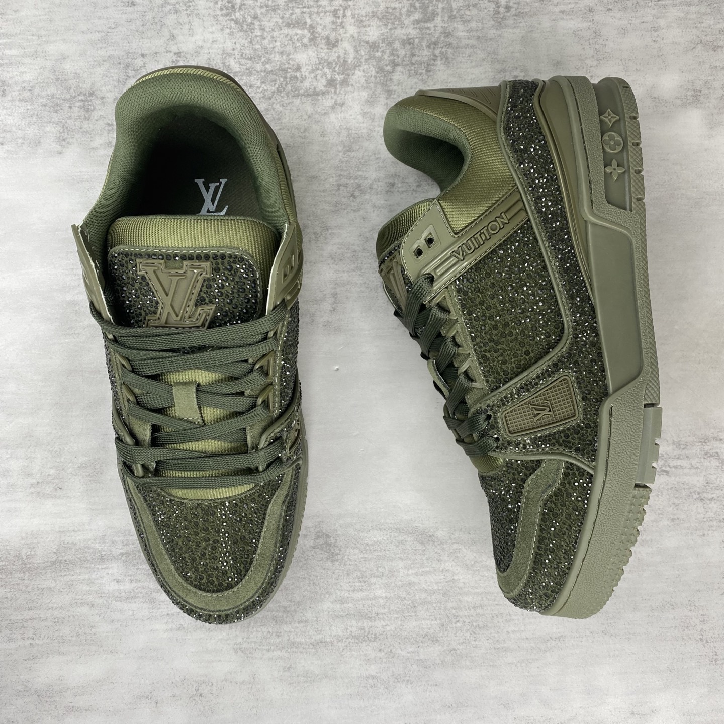 「コラボモデル」Louis Vuitton x Trainer 2025 スプリングコレクション スニーカー