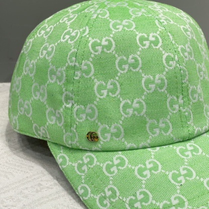 グッチ「Gucci」GGベースボールキャップ 2025コレクション