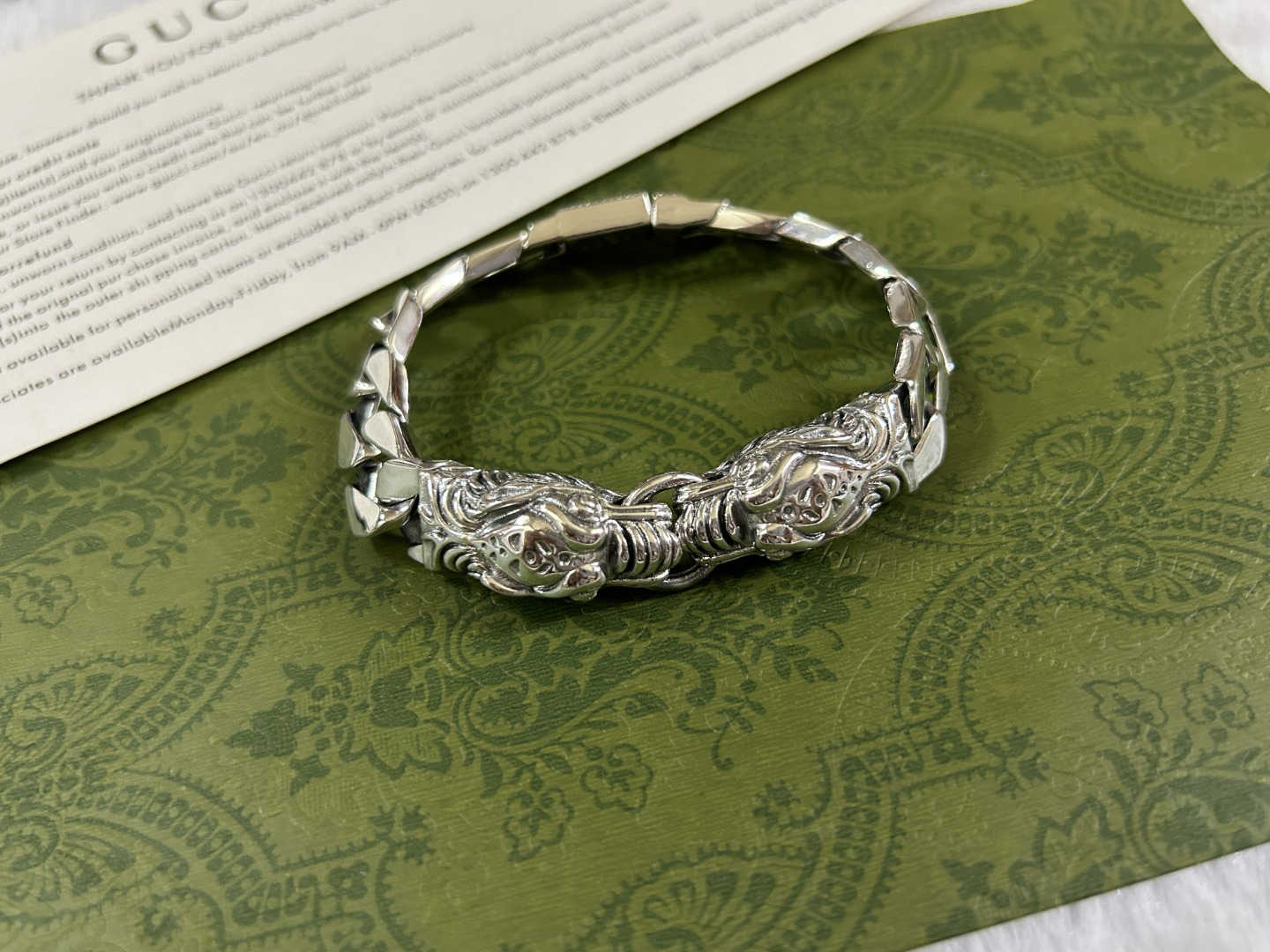 グッチ「Gucci」 ディオニュソス ダブルタイガーヘッド ブレスレット