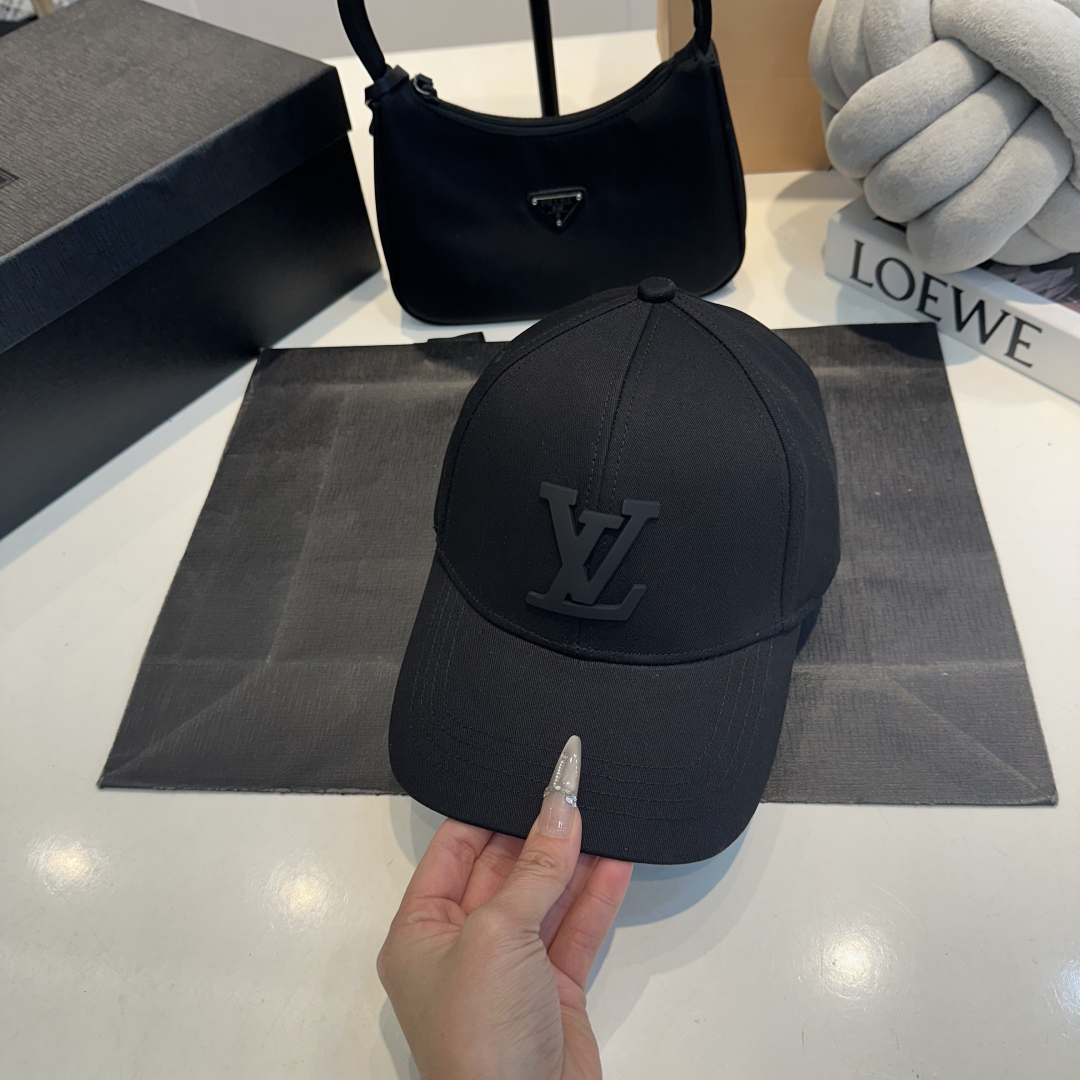 ルイ・ヴィトン「Louis Vuitton」 Signature キャップ（メンズ）‌