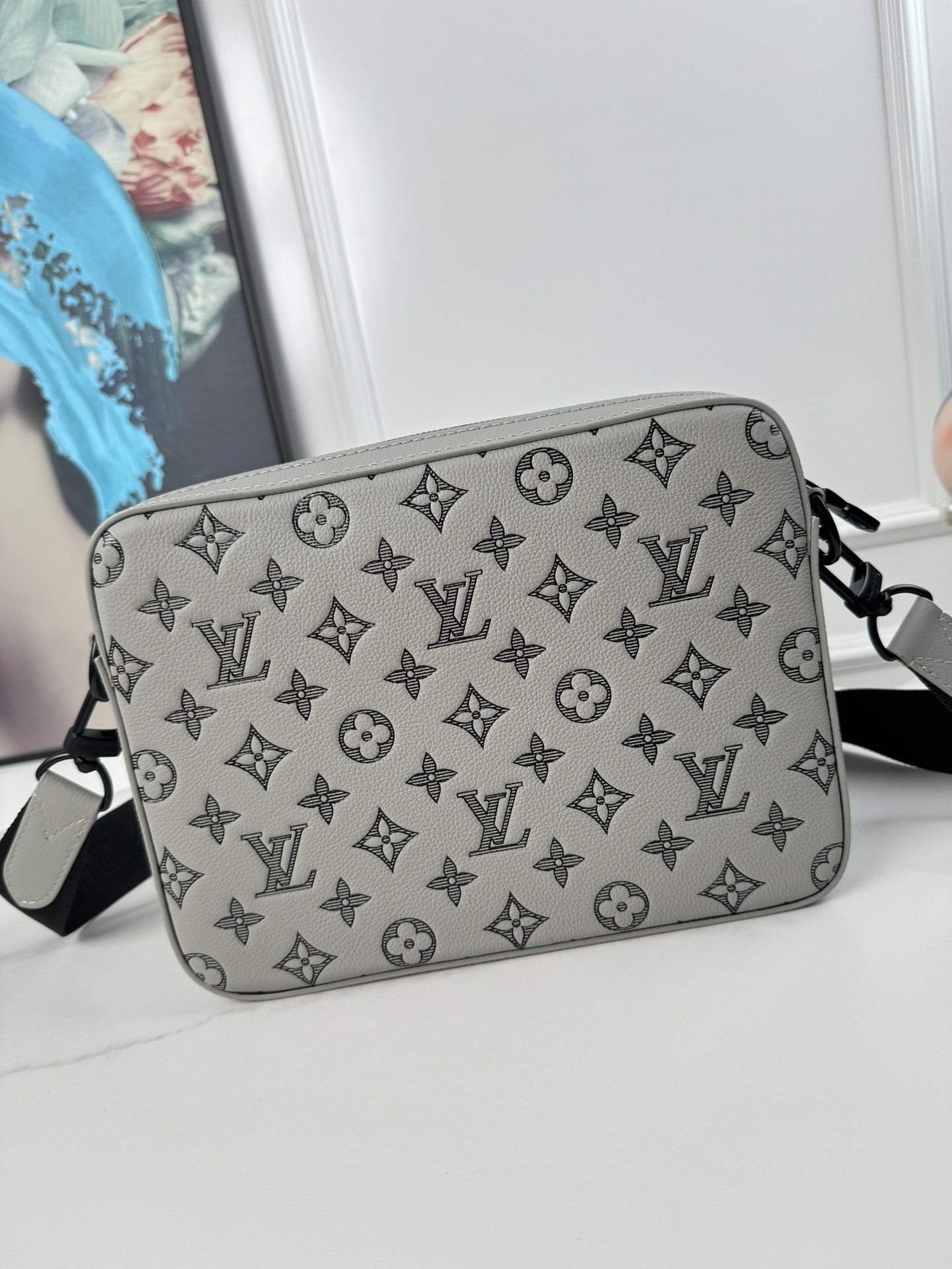 ルイ・ヴィトン「Louis Vuitton」スタイリッシュ メッセンジャーバッグ