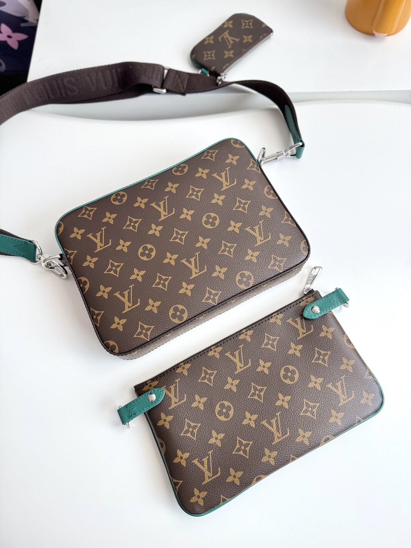 ルイ・ヴィトン「Louis Vuitton」スタイリッシュ メッセンジャーバッグ