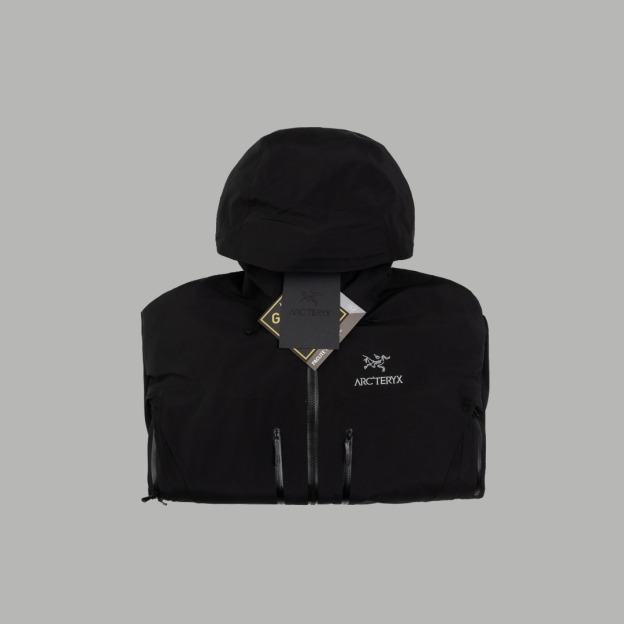 アークテリクス「ARC'TERYX」 ユニセックス フード付きスキーダウンパーカー