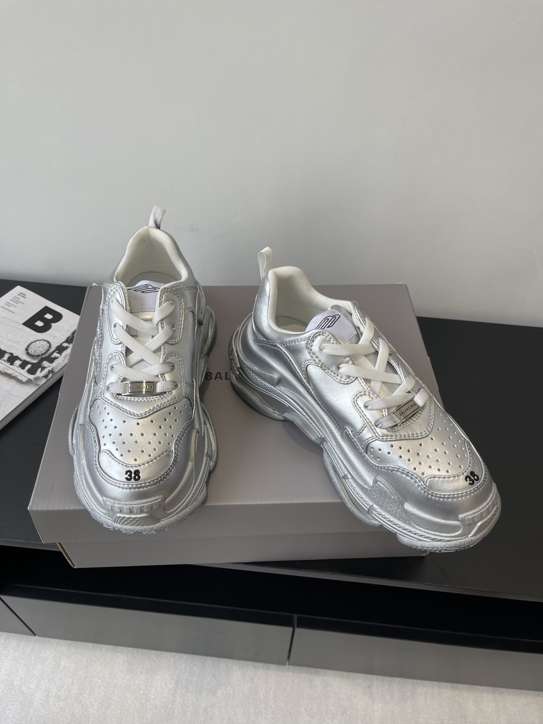 バレンシアガ「Balenciaga」25SSコレクション 3XL Sneaker スニーカー