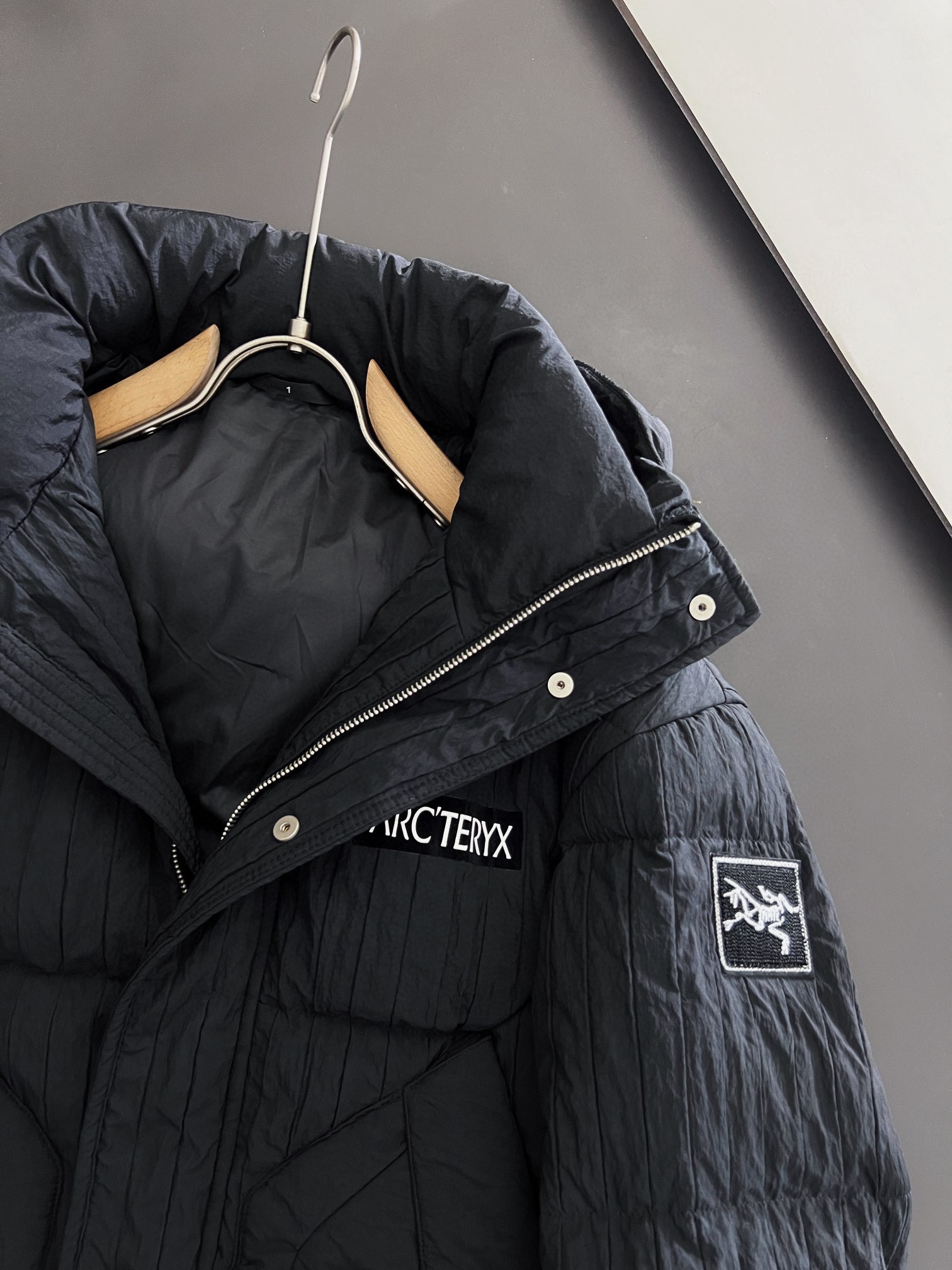 アークテリクス「ARC'TERYX」テックファイバー キルティング ダウンジャケット