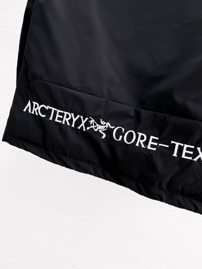 アークテリクス「ARC'TERYX」ロゴデザイン カラーブロック ダウンジャケット
