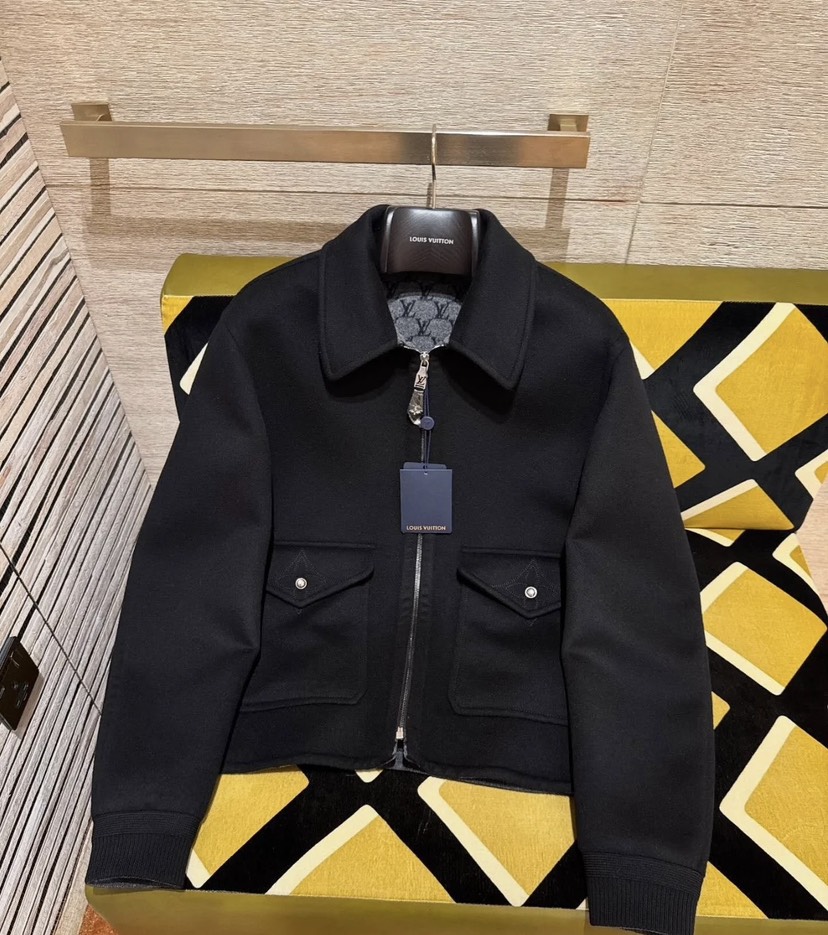 ルイ・ヴィトン「Louis Vuitton」モノグラム インナープリント ウールジャケット アウター-ISETAN PRESTIGE CURATED