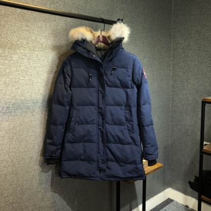 カナダグース「Canada Goose」ハイスペックダウンジャケット