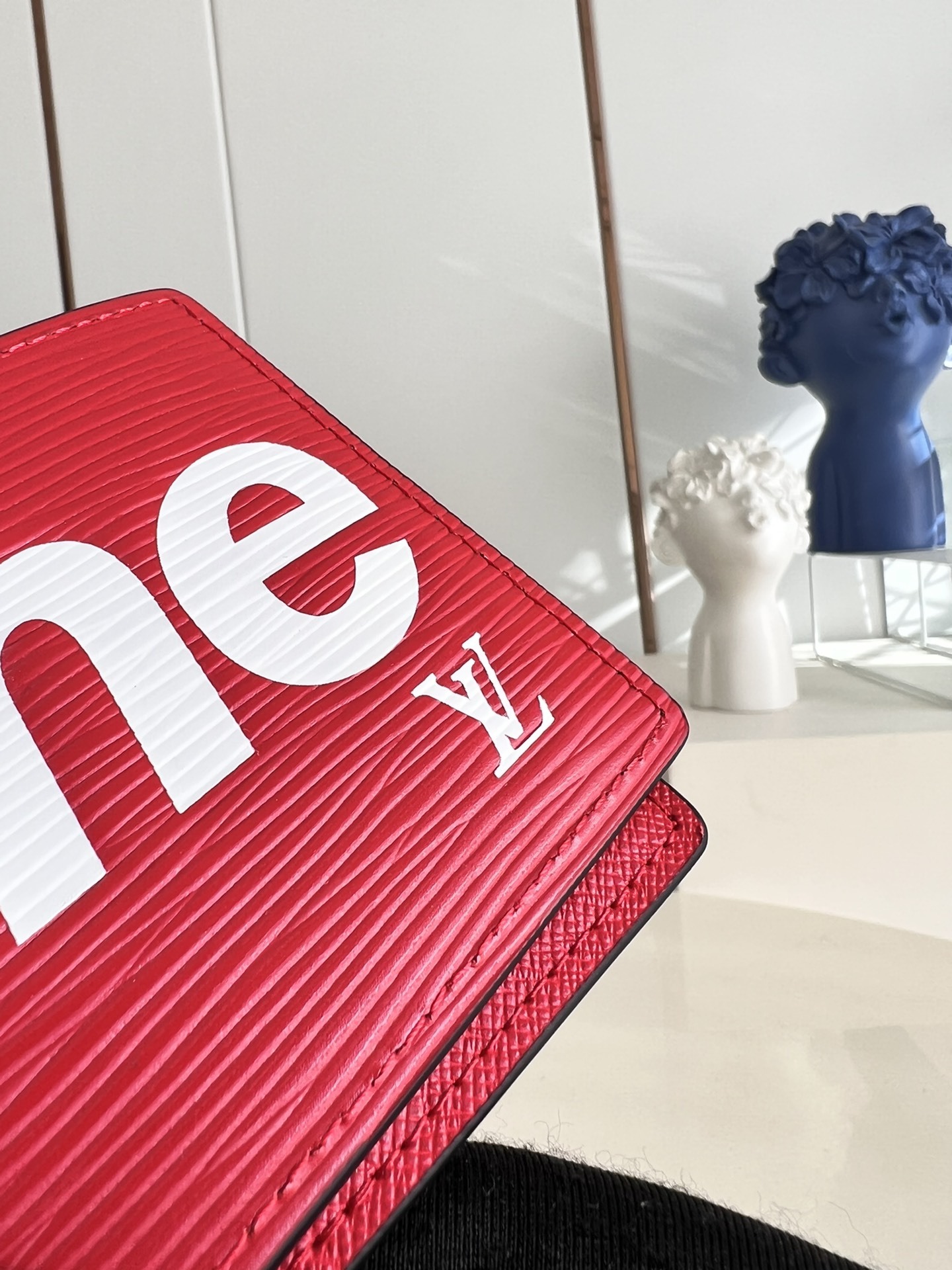 ルイ・ヴィトン「Louis Vuitton」LV ✕ Supreme コラボ ポルトフォイユ･ミュルティプル