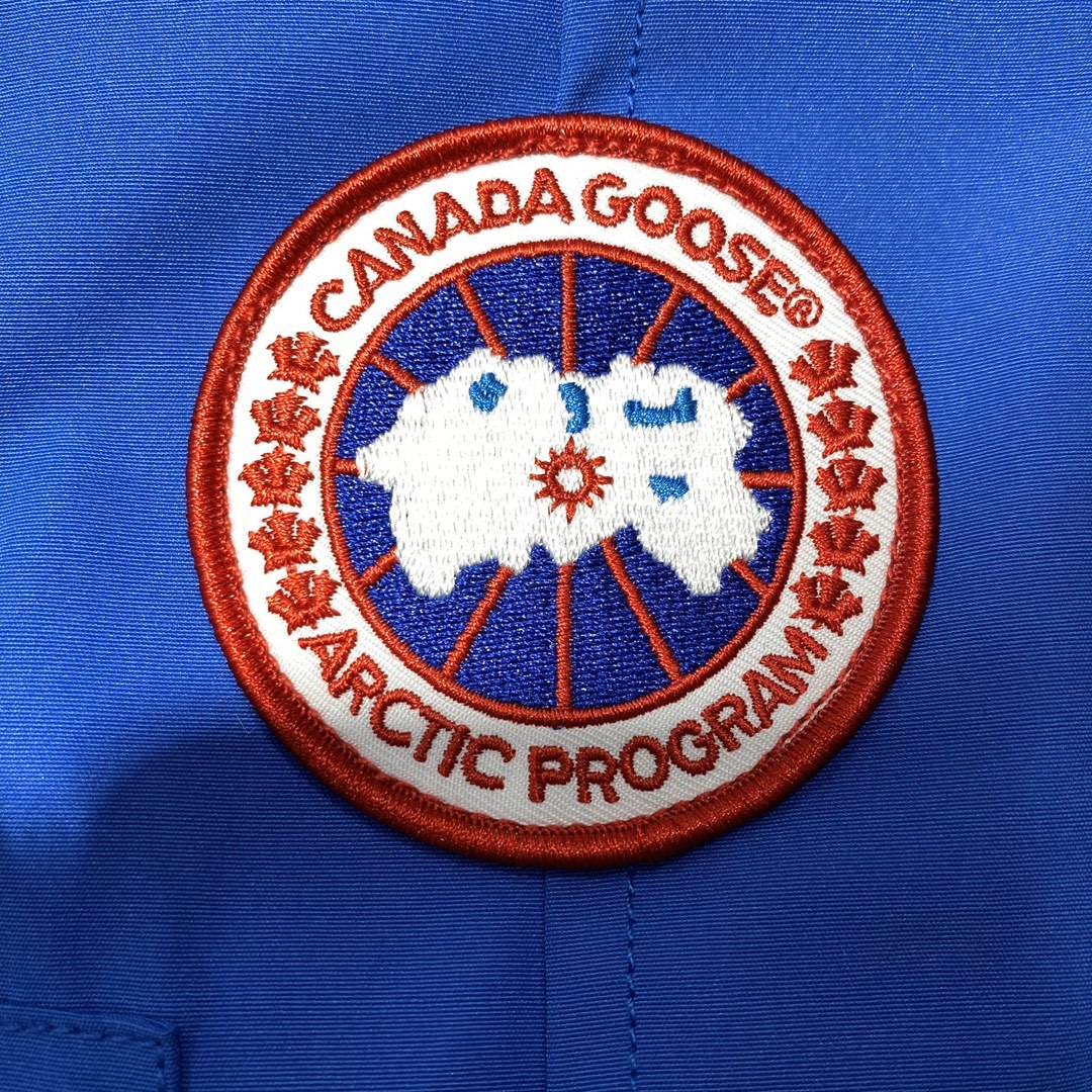 カナダグース「Canada Goose」メンズ クラシックショートダウンジャケット